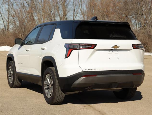 new 2025 Chevrolet Equinox car, priced at $30,575