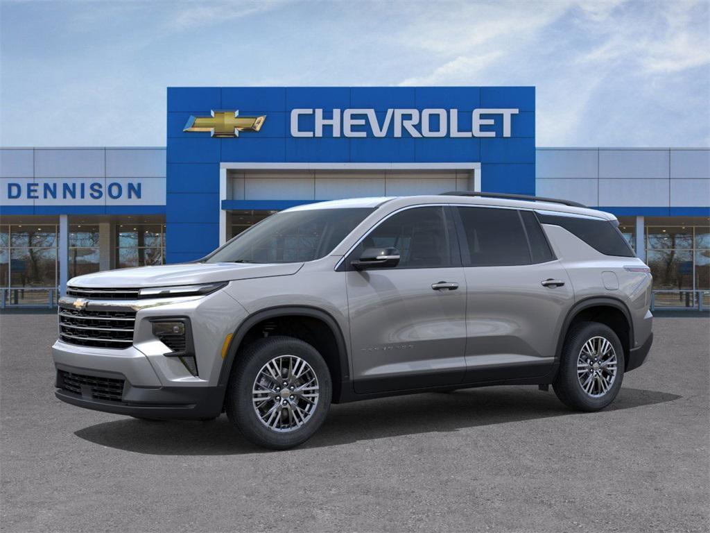 new 2026 Chevrolet Traverse car, priced at $42,990