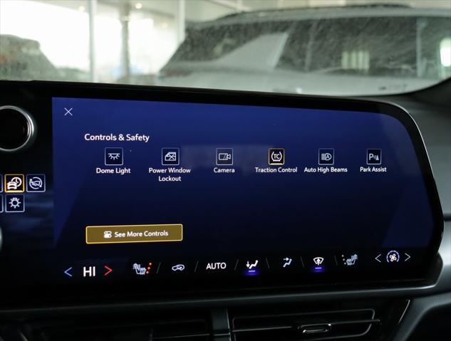 new 2025 Chevrolet Equinox EV car, priced at $43,995
