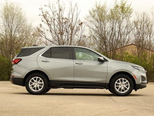 new 2024 Chevrolet Equinox car, priced at $30,740