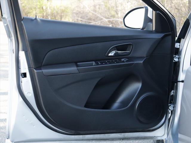 used 2016 Chevrolet Cruze Limited car, priced at $10,998