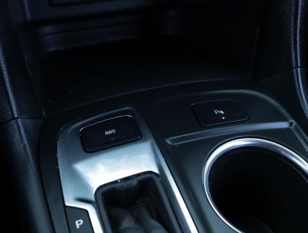 used 2022 Chevrolet Equinox car, priced at $17,996