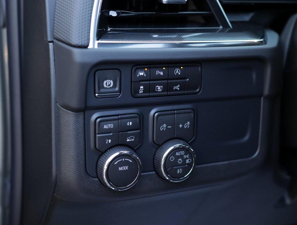 new 2026 Chevrolet Suburban car, priced at $79,515