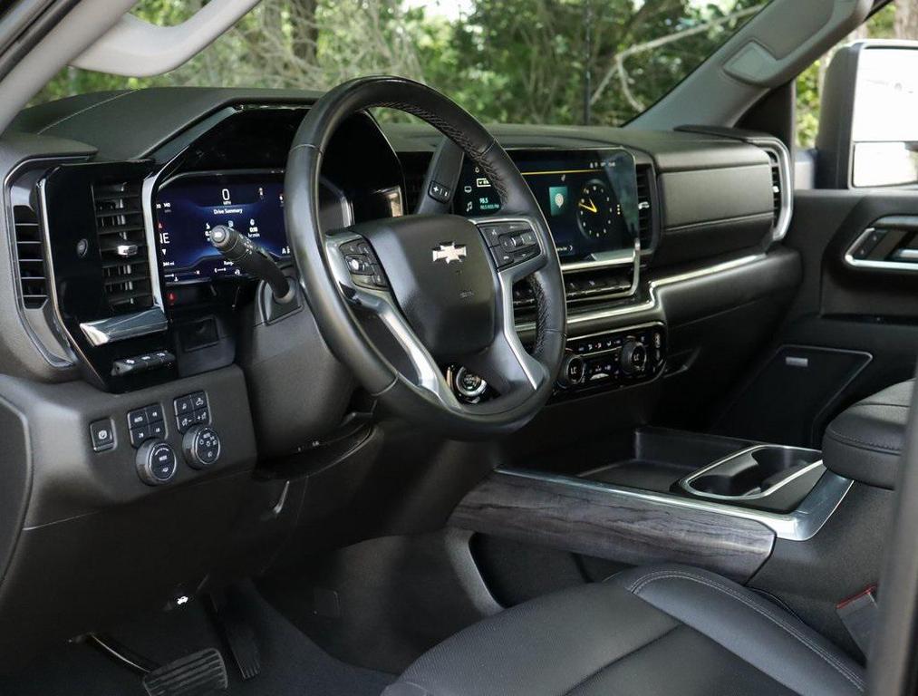 used 2024 Chevrolet Silverado 2500 car, priced at $60,998