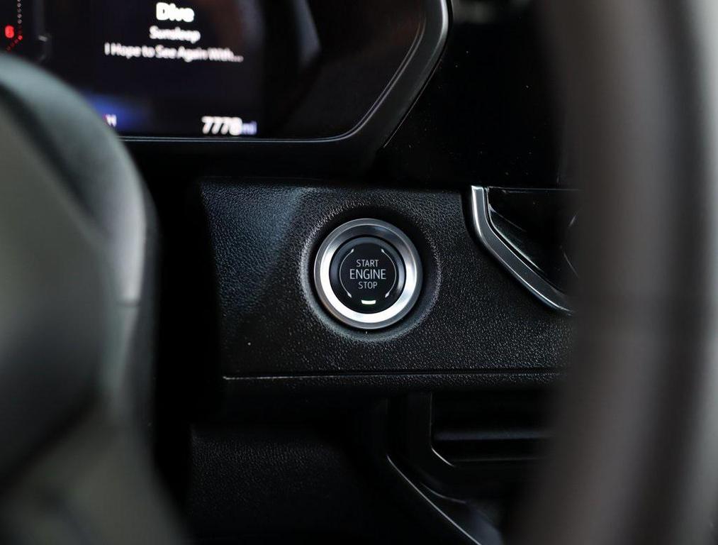 used 2024 Chevrolet Colorado car, priced at $38,899