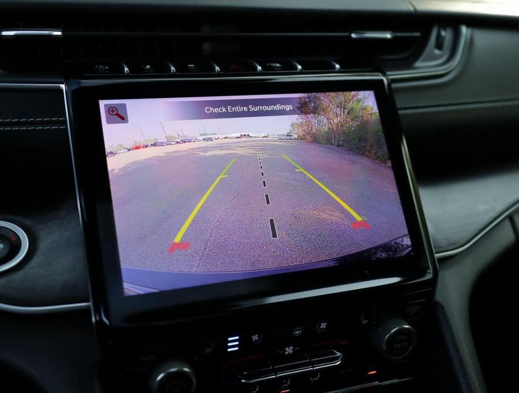 used 2022 Jeep Grand Cherokee car, priced at $30,998