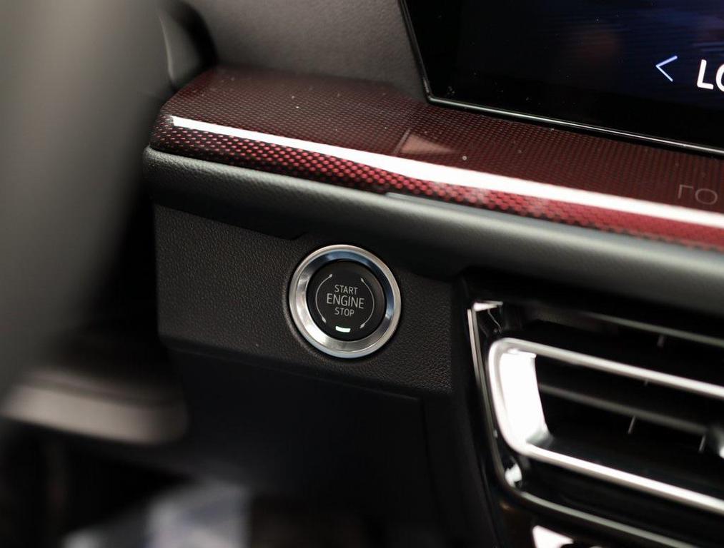 new 2026 Chevrolet Traverse car, priced at $50,995