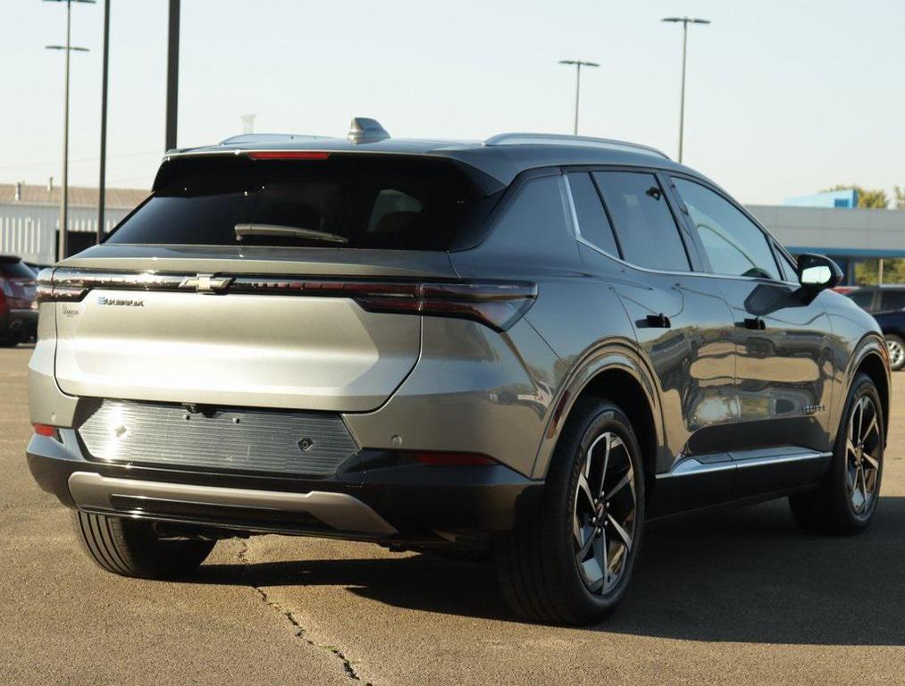 used 2024 Chevrolet Equinox EV car, priced at $24,995