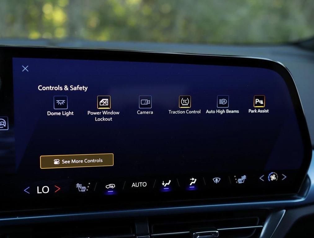 used 2024 Chevrolet Equinox EV car, priced at $24,995