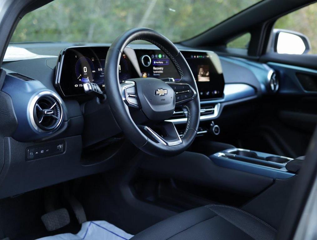 used 2024 Chevrolet Equinox EV car, priced at $24,995