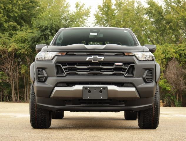 new 2024 Chevrolet Colorado car, priced at $38,990