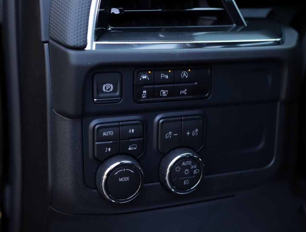 new 2026 Chevrolet Suburban car, priced at $79,995