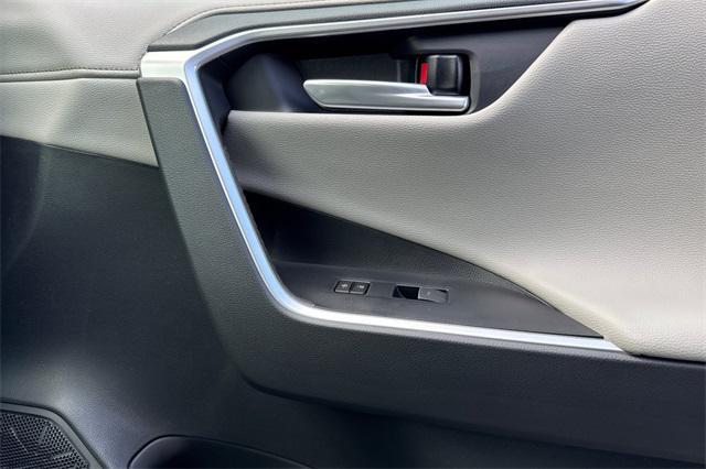 new 2025 Toyota RAV4 car, priced at $43,518
