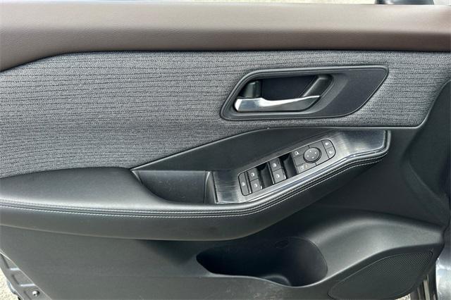 used 2023 Nissan Rogue car, priced at $22,995