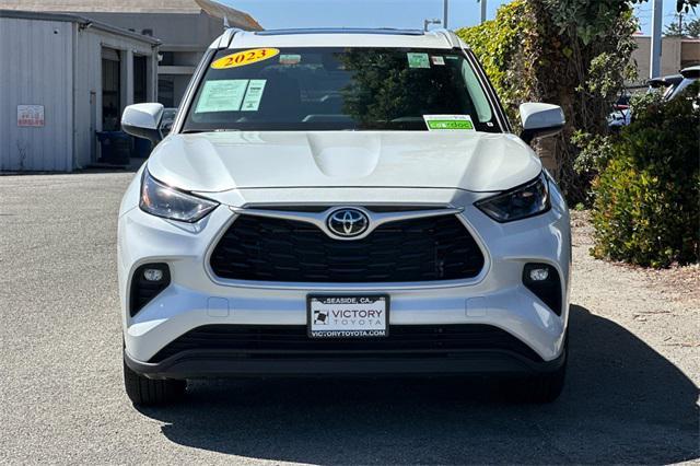 used 2023 Toyota Highlander car, priced at $36,995