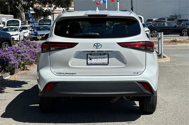 used 2023 Toyota Highlander car, priced at $36,995