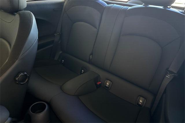 used 2021 MINI Hardtop car, priced at $22,000