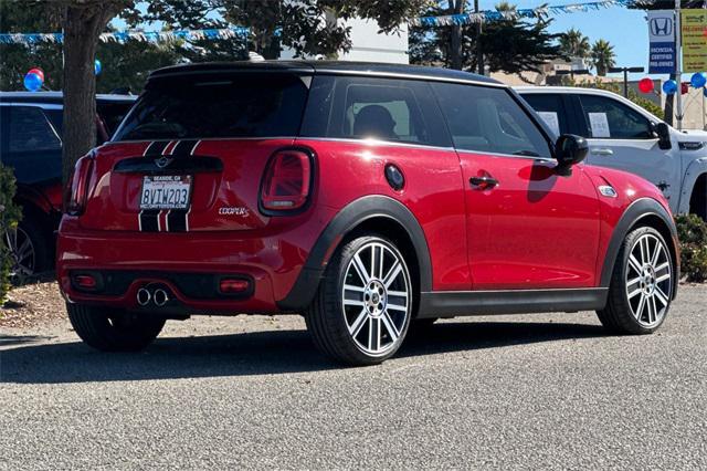 used 2021 MINI Hardtop car, priced at $22,000