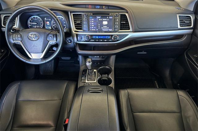 used 2017 Toyota Highlander car, priced at $19,995