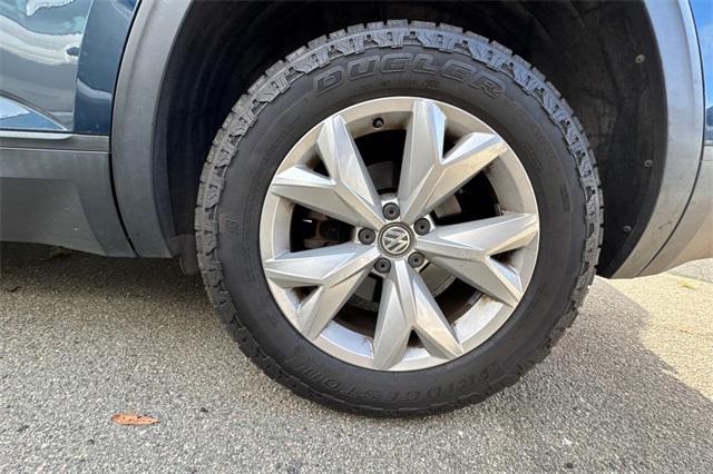used 2018 Volkswagen Atlas car, priced at $15,412