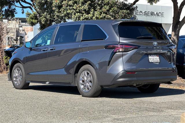 used 2025 Toyota Sienna car, priced at $49,542