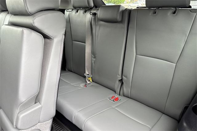 used 2024 Toyota Highlander car, priced at $42,750