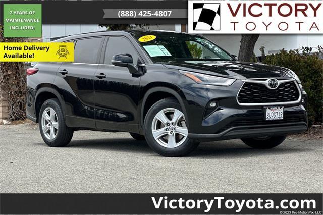 used 2021 Toyota Highlander car, priced at $27,495