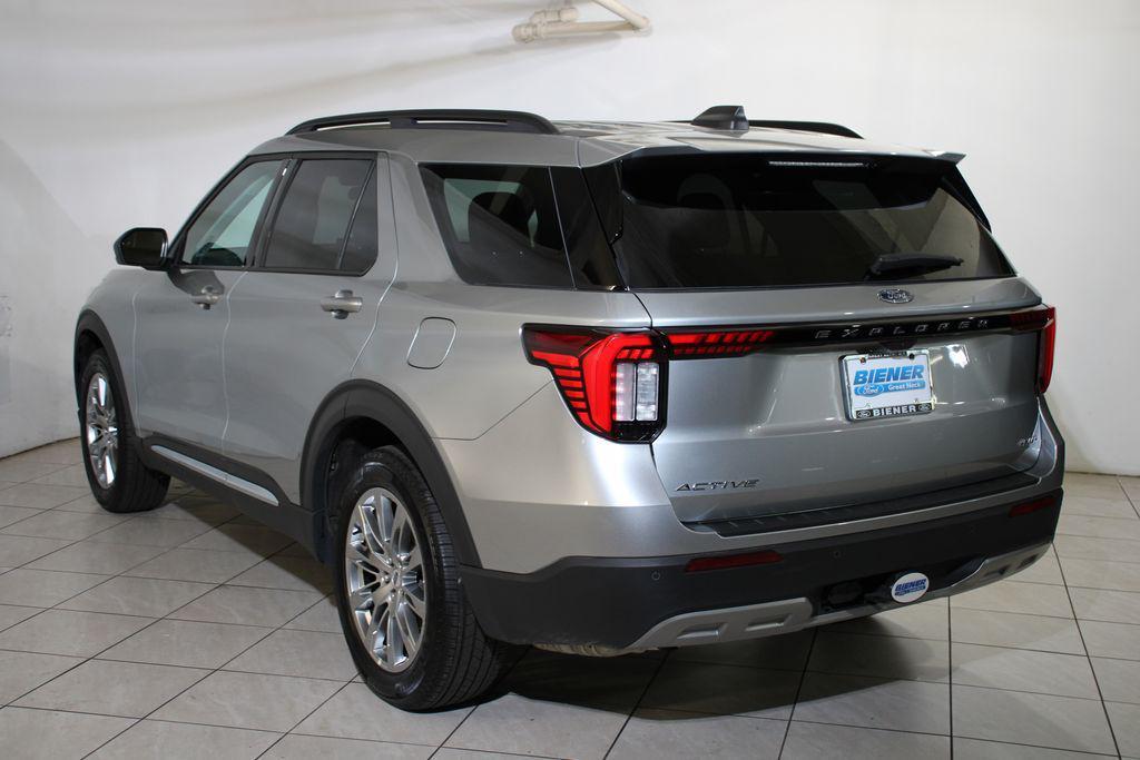 used 2025 Ford Explorer car, priced at $43,895