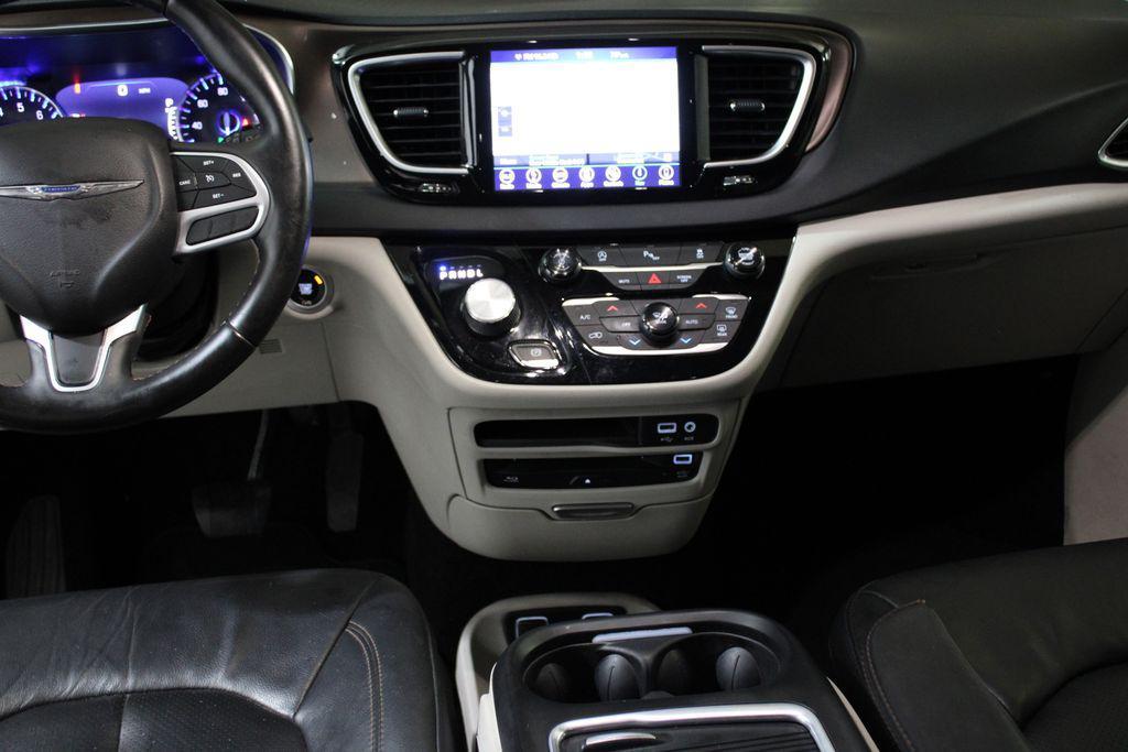used 2018 Chrysler Pacifica car, priced at $15,895
