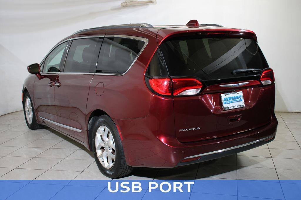 used 2018 Chrysler Pacifica car, priced at $15,895