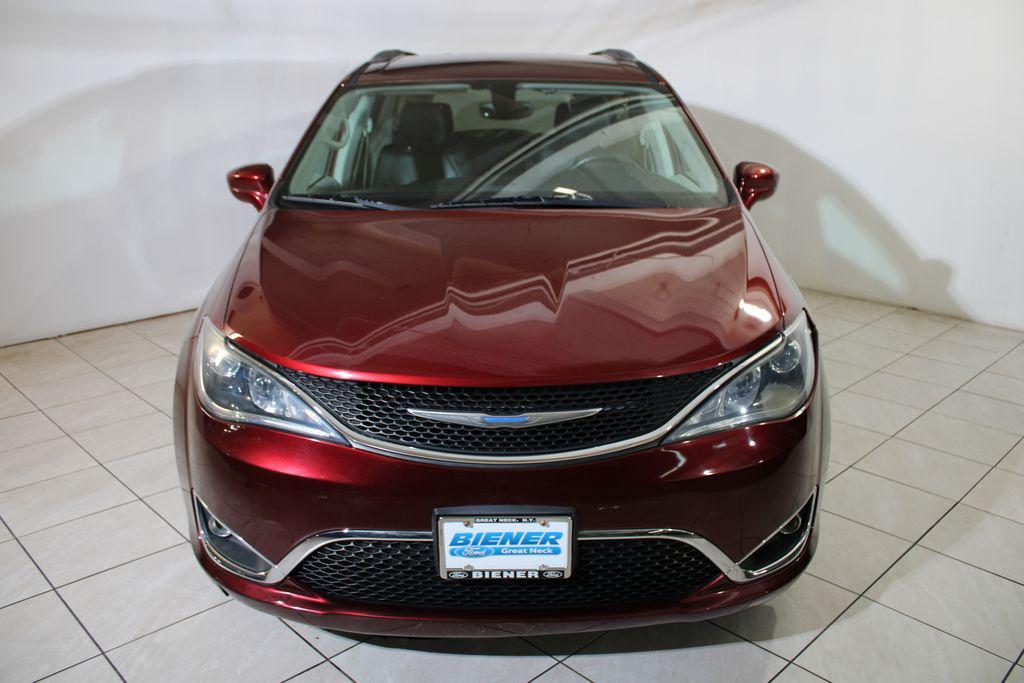 used 2018 Chrysler Pacifica car, priced at $15,895