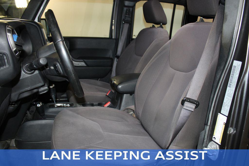 used 2022 Toyota Tundra car, priced at $38,495