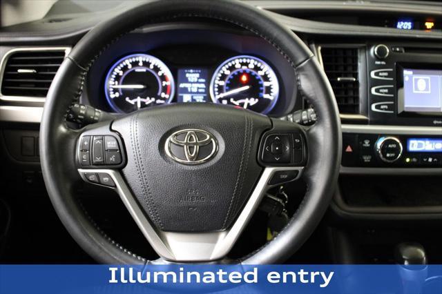 used 2015 Toyota Highlander car, priced at $20,995