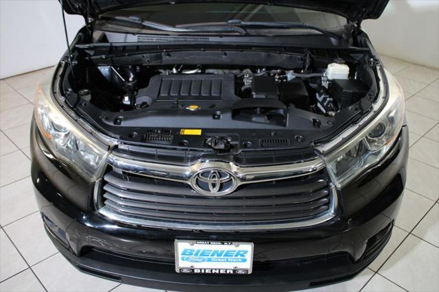 used 2015 Toyota Highlander car, priced at $20,995