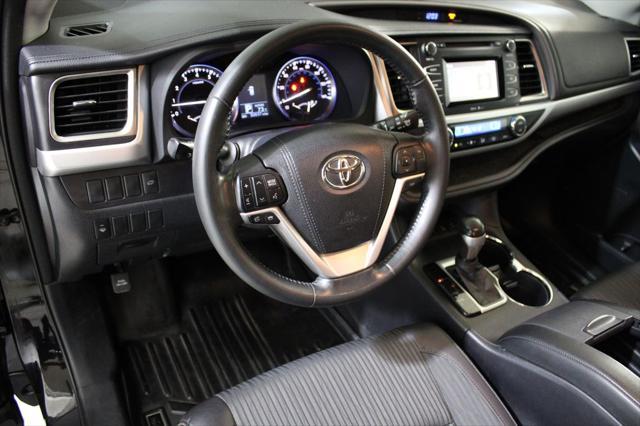 used 2015 Toyota Highlander car, priced at $20,995