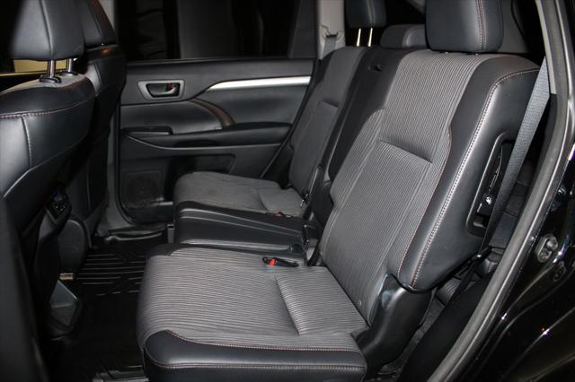 used 2015 Toyota Highlander car, priced at $20,995