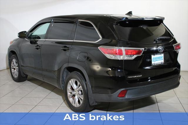 used 2015 Toyota Highlander car, priced at $20,995