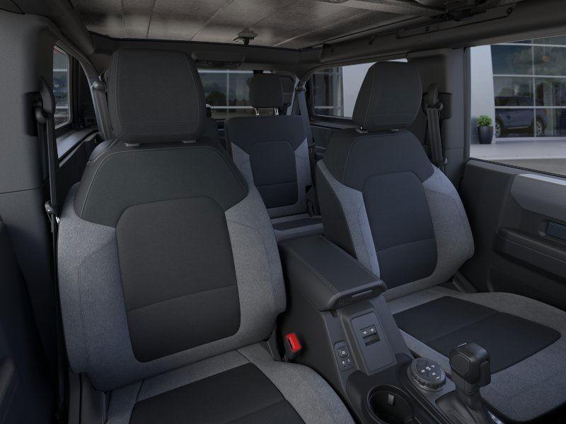 new 2025 Ford Bronco car, priced at $43,370
