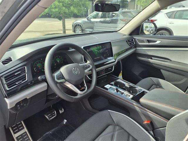 new 2025 Volkswagen Atlas car, priced at $44,183