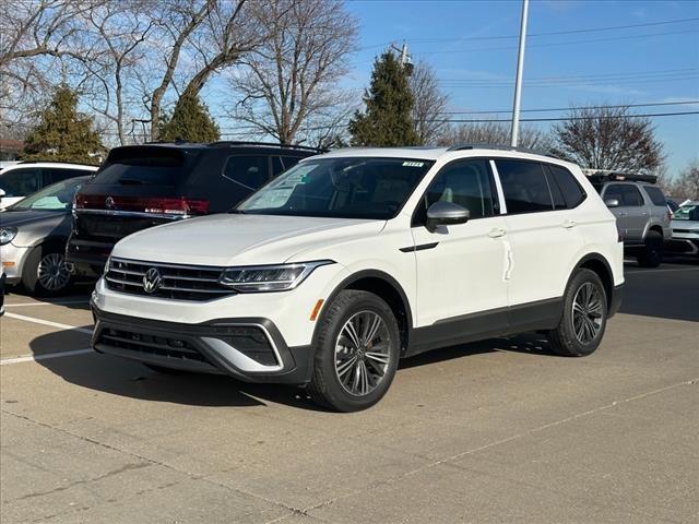 new 2024 Volkswagen Tiguan car, priced at $30,447