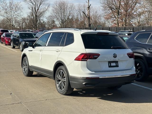 new 2024 Volkswagen Tiguan car, priced at $30,447