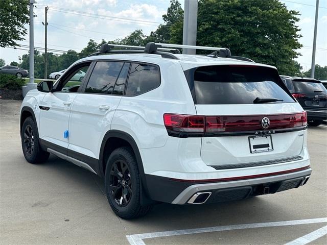 new 2024 Volkswagen Atlas car, priced at $44,887