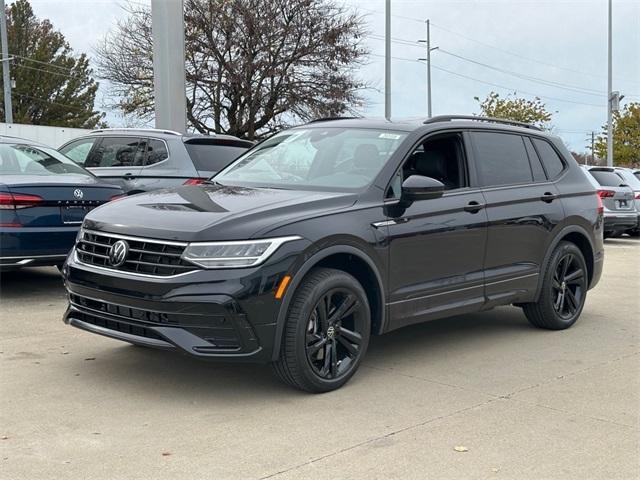 new 2024 Volkswagen Tiguan car, priced at $34,822