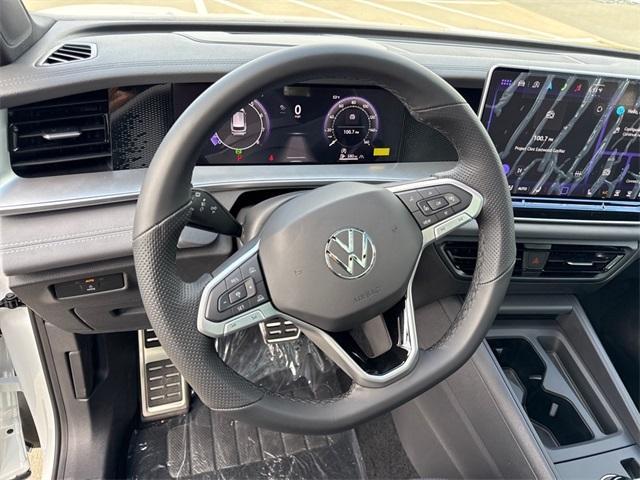 new 2025 Volkswagen Tiguan car, priced at $37,515