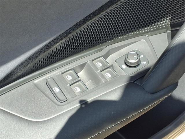 new 2025 Volkswagen Tiguan car, priced at $36,076