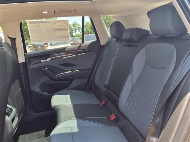 new 2025 Volkswagen Tiguan car, priced at $36,076