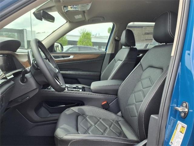 new 2025 Volkswagen Atlas car, priced at $46,322