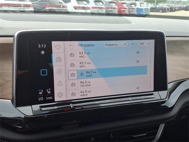 new 2025 Volkswagen Atlas car, priced at $46,322