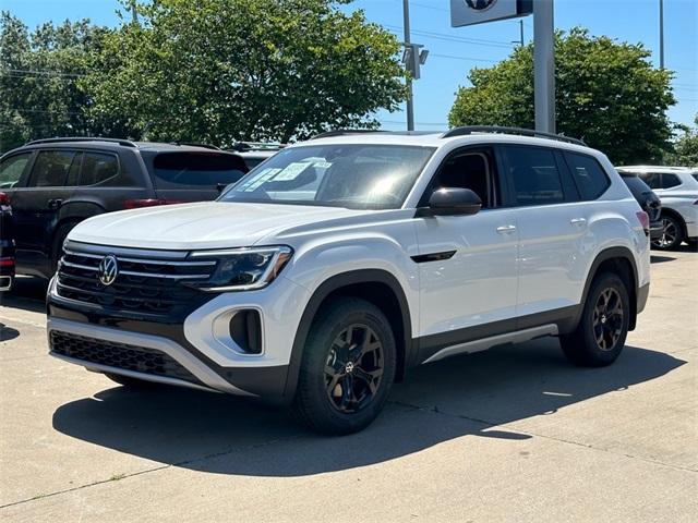 new 2024 Volkswagen Atlas car, priced at $49,312