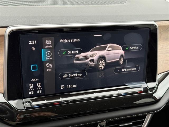 new 2025 Volkswagen Atlas car, priced at $43,437